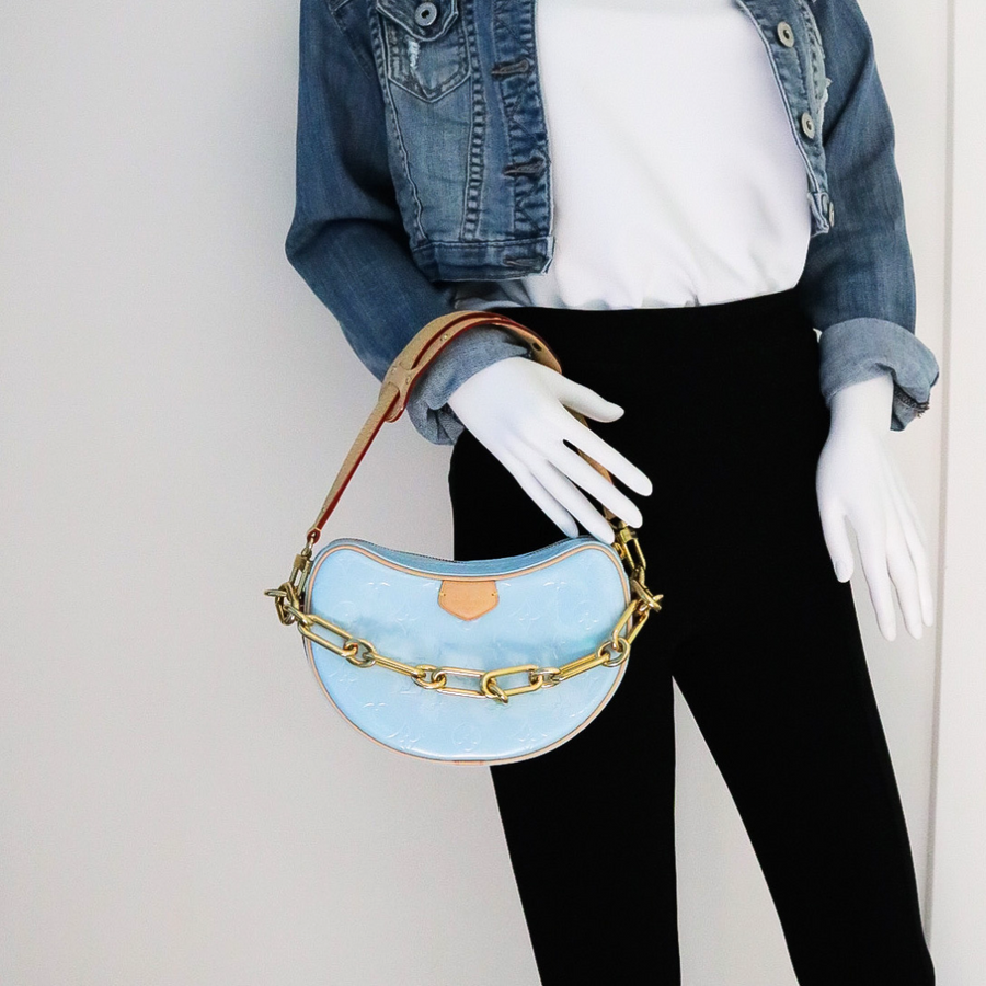 PREOWNED LOUIS VUITTON CROISSANT PM