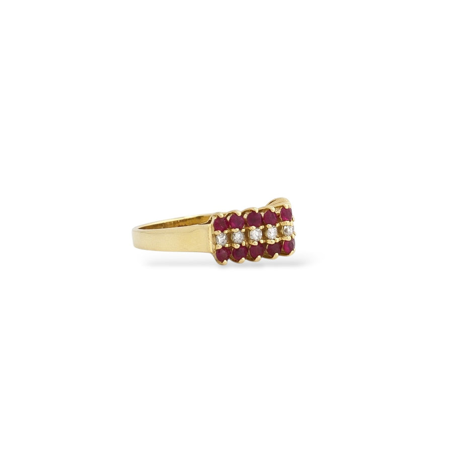 YELLOW GOLD LADY'S RING WITH RUBY AND NATURAL DIAMONDS