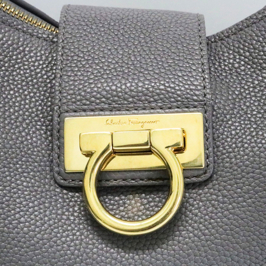 PREOWNED SALVATORE FERRAGAMO FANISA