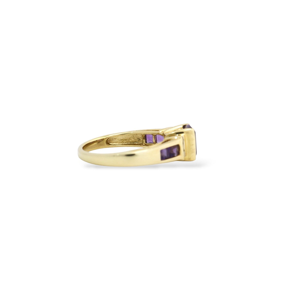 YELLOW GOLD LADY'S RING WITH AMETHYST STONES AND NATURAL DIAMONDS