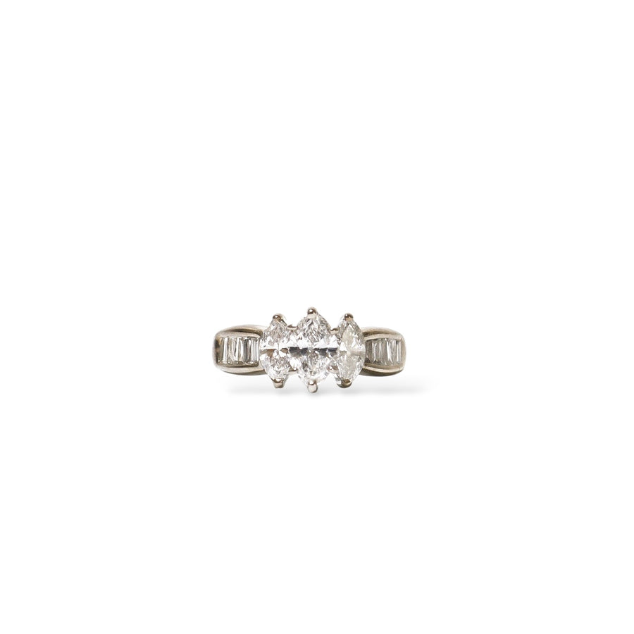WHITE GOLD PAST PRESENT FUTURE NATURAL DIAMONDS LADY'S RING