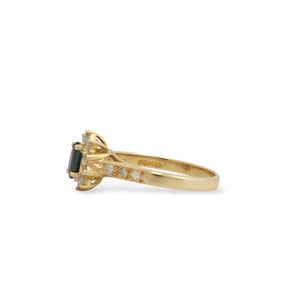 YELLOW GOLD LADY'S RING WITH SAPPHIRE STONE AND NATURAL DIAMONDS