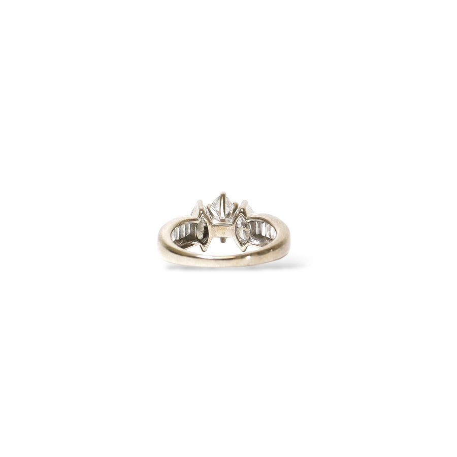 WHITE GOLD PAST PRESENT FUTURE NATURAL DIAMONDS LADY'S RING