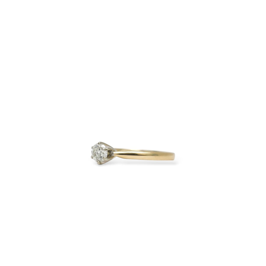 YELLOW GOLD NATURAL DIAMOND SOLITAIRE RING