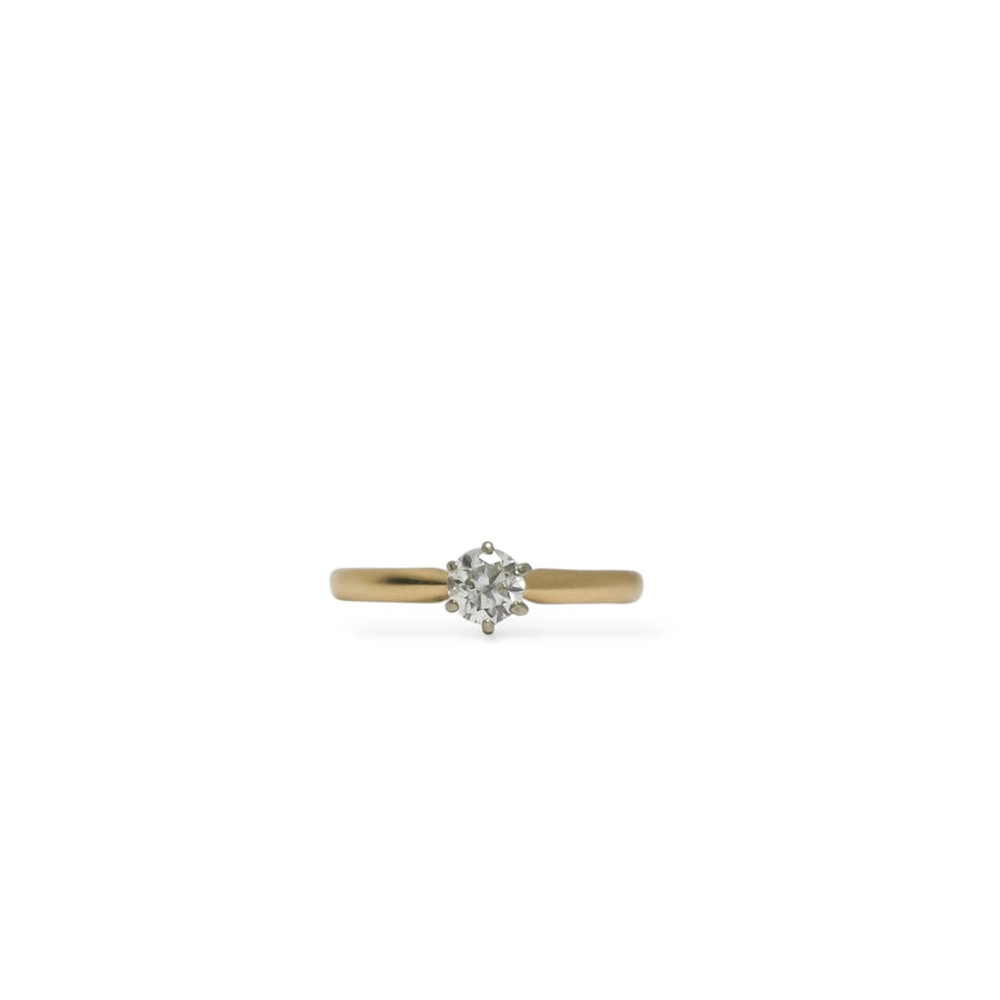 YELLOW GOLD NATURAL DIAMOND SOLITAIRE RING