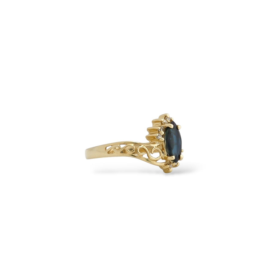 YELLOW GOLD LADY'S SAPPHIRE RING