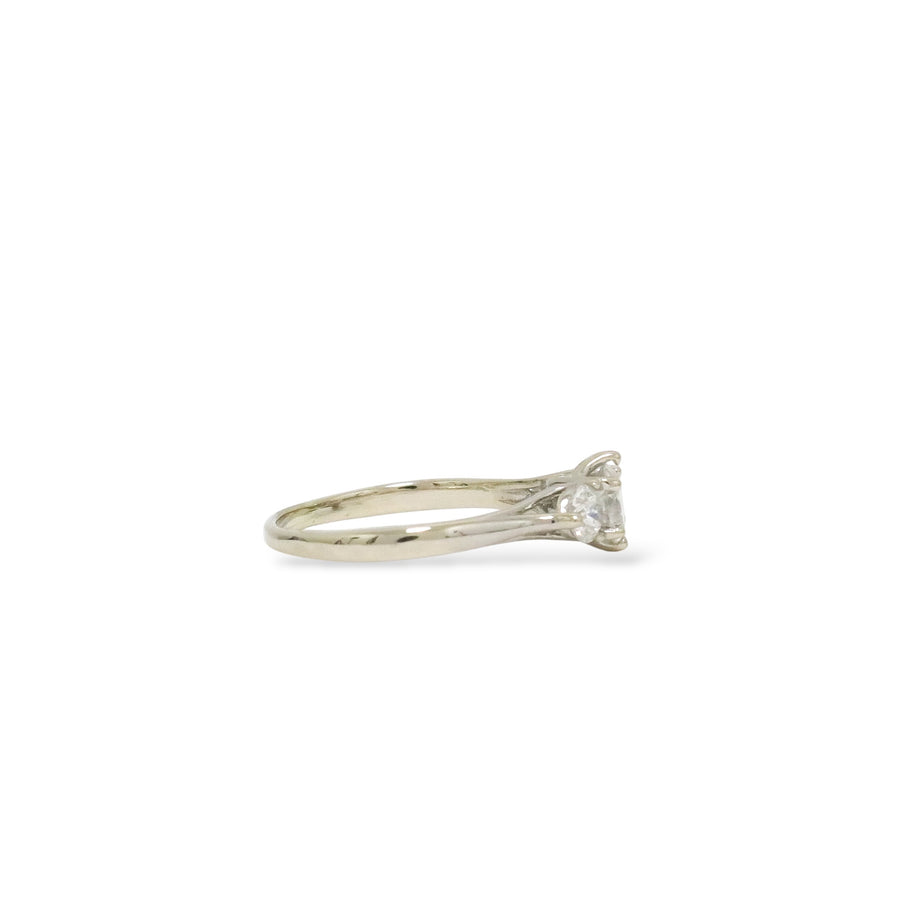 WHITE GOLD PAST PRESENT FUTURE LADY'S RING WITH NATURAL DIAMONDS