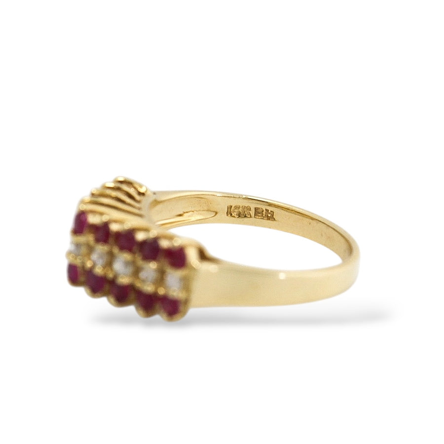 YELLOW GOLD LADY'S RING WITH RUBY AND NATURAL DIAMONDS