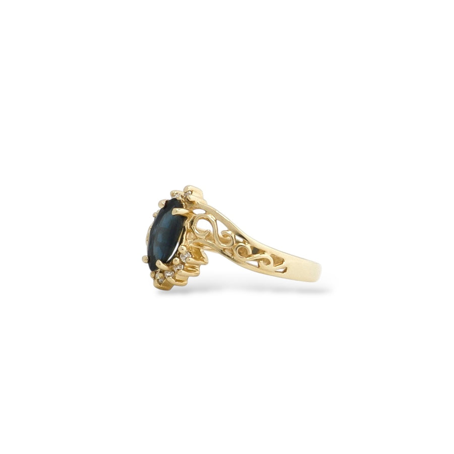 YELLOW GOLD LADY'S SAPPHIRE RING