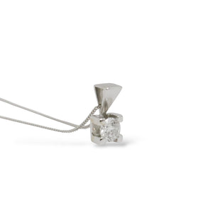 WHITE GOLD NATURAL DIAMOND PENDANT WITH NECKLACE