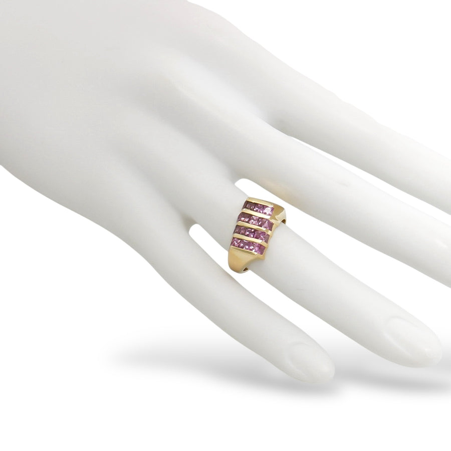 YELLOW GOLD LADY'S RING WITH SQUARE CUT PINK SAPPHIRES
