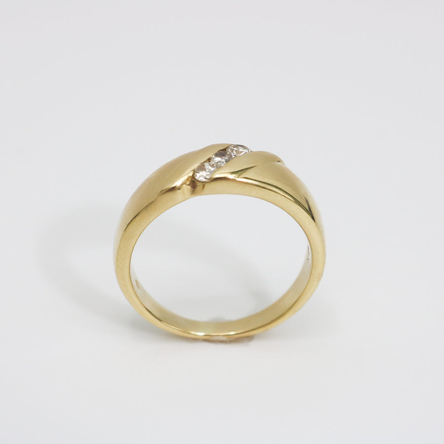 YELLOW GOLD MEN'S DIAMOND BAND