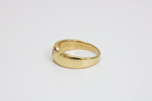 YELLOW GOLD MEN'S DIAMOND BAND