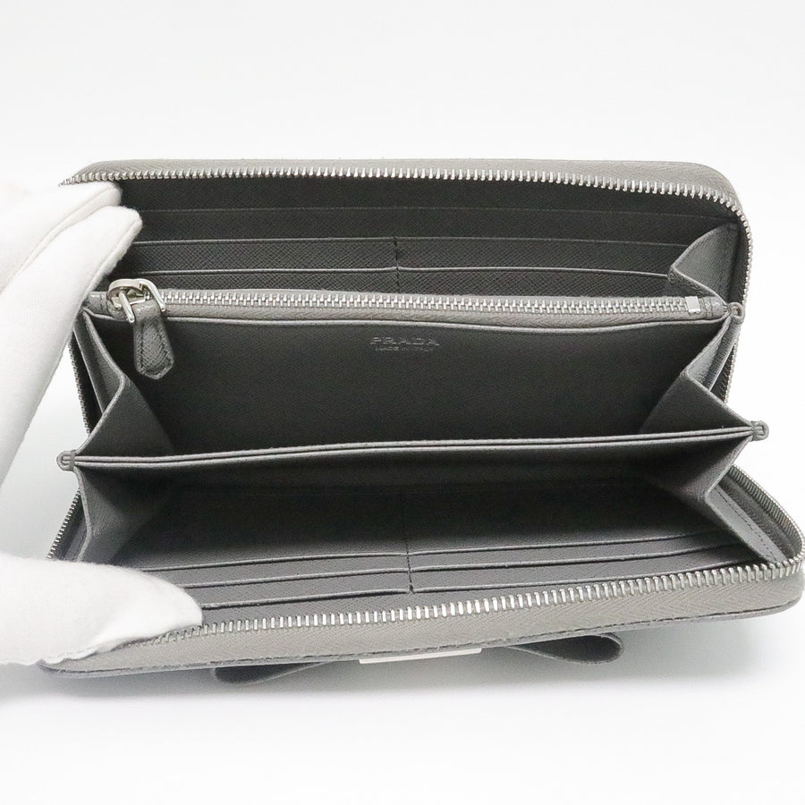 PRANDA SAFFIANO FIOCCO CONTINENTAL WALLET