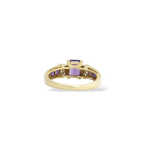 YELLOW GOLD LADY'S RING WITH AMETHYST STONES AND NATURAL DIAMONDS
