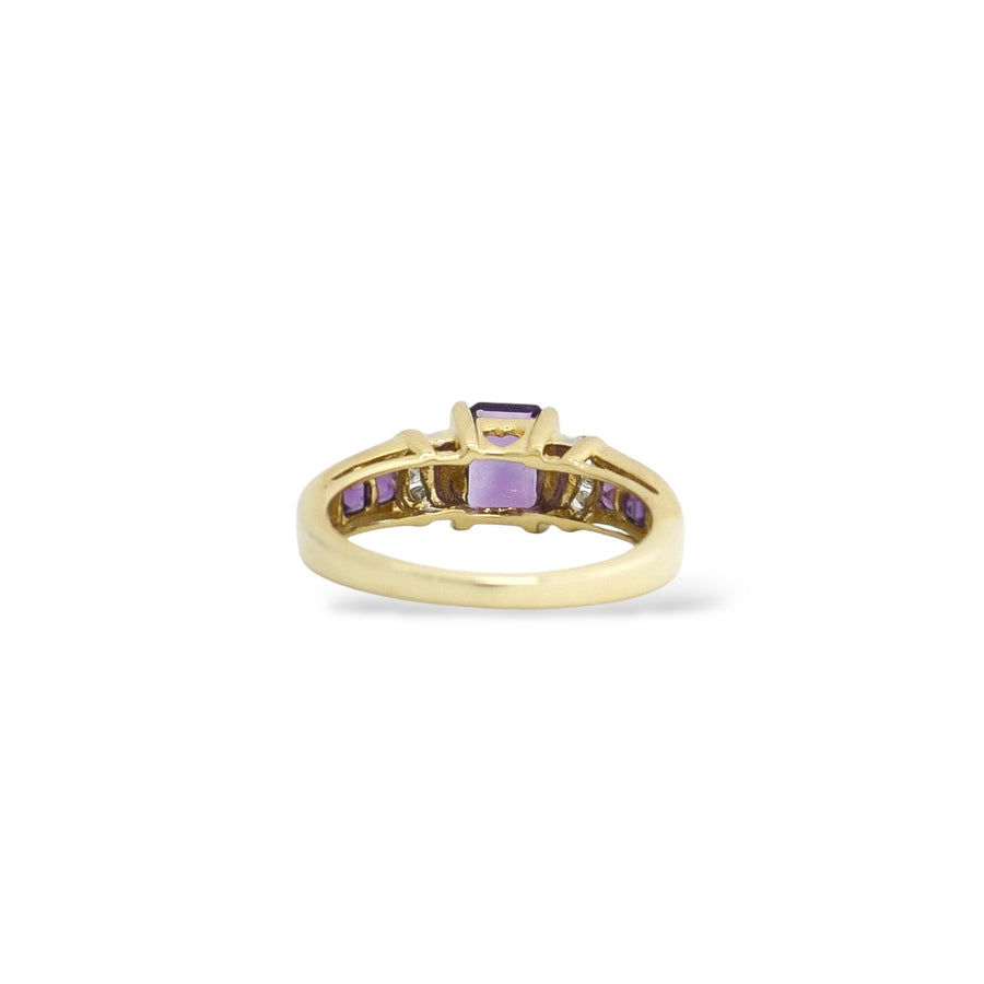 YELLOW GOLD LADY'S RING WITH AMETHYST STONES AND NATURAL DIAMONDS