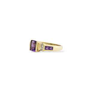 YELLOW GOLD LADY'S RING WITH AMETHYST STONES AND NATURAL DIAMONDS
