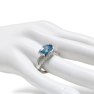 WHITE GOLD SWISS BLUE TOPAZ RING