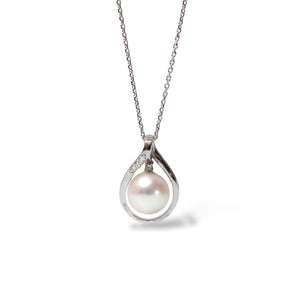 WHITE GOLD CULTURED PEARL PENDANT WITH CHAIN
