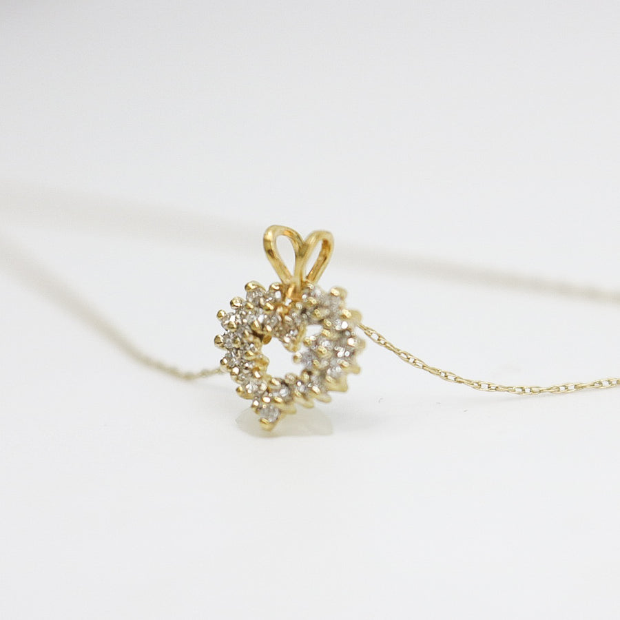 YELLOW GOLD DIAMOND HEART PENDANT WITH GOLD CHAIN