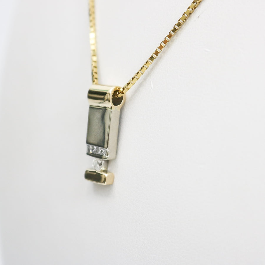 TWO TONE GOLD DIAMOND PENDANT WITH BOX STYLE NECKLACE