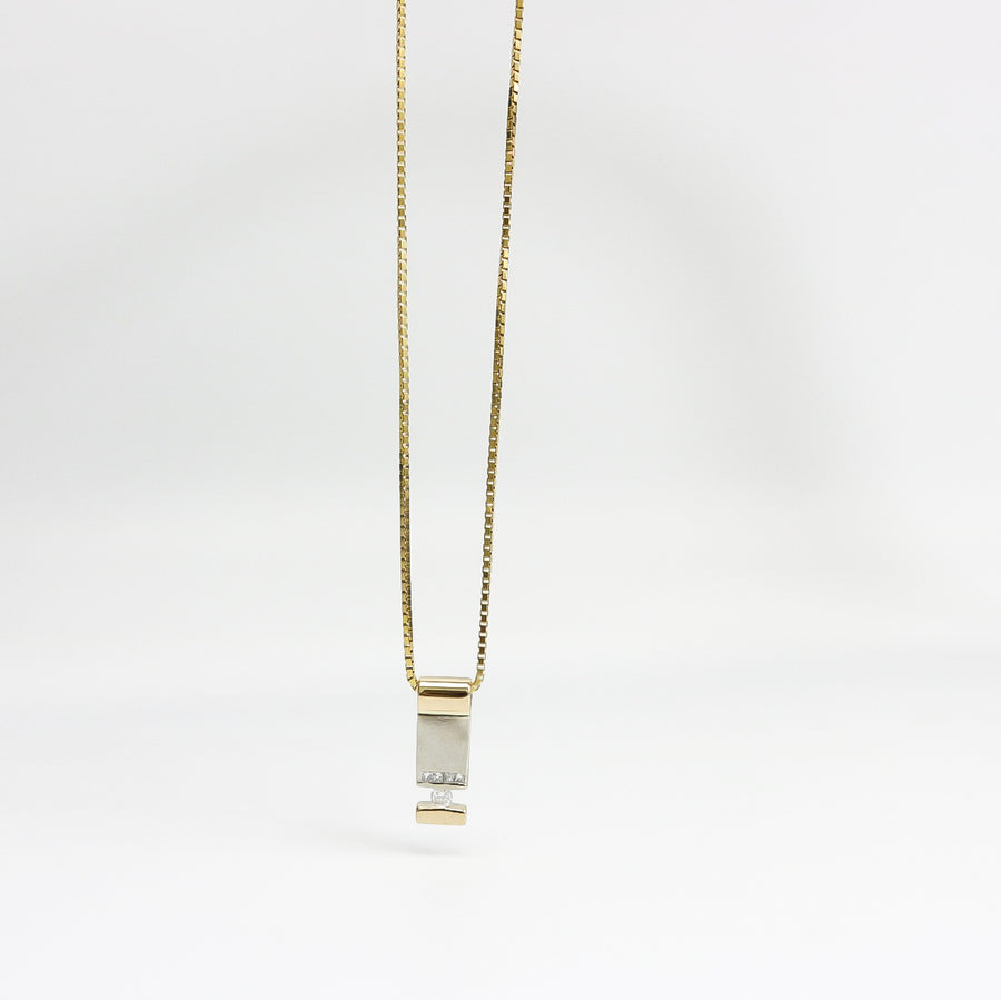 TWO TONE GOLD DIAMOND PENDANT WITH BOX STYLE NECKLACE