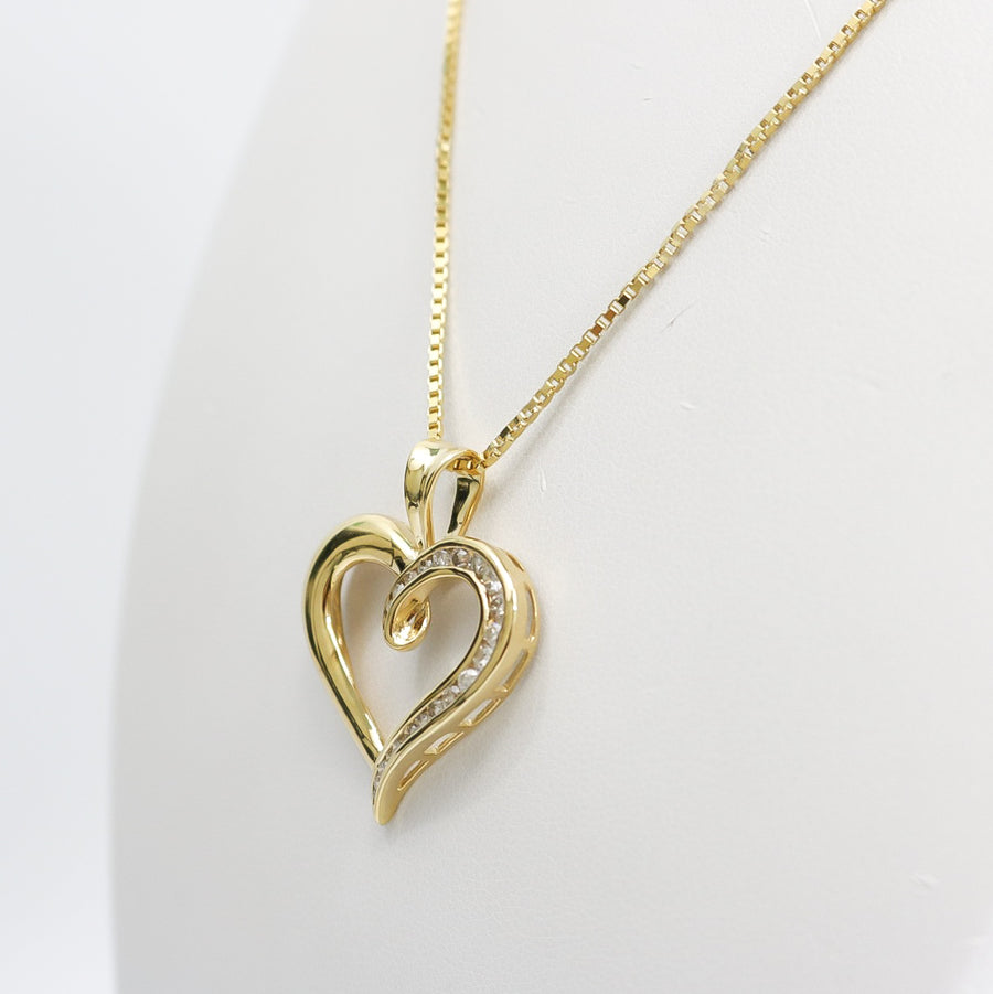 YELLOW GOLD HEART DIAMOND PENDANT WITH BOX NECKALCE