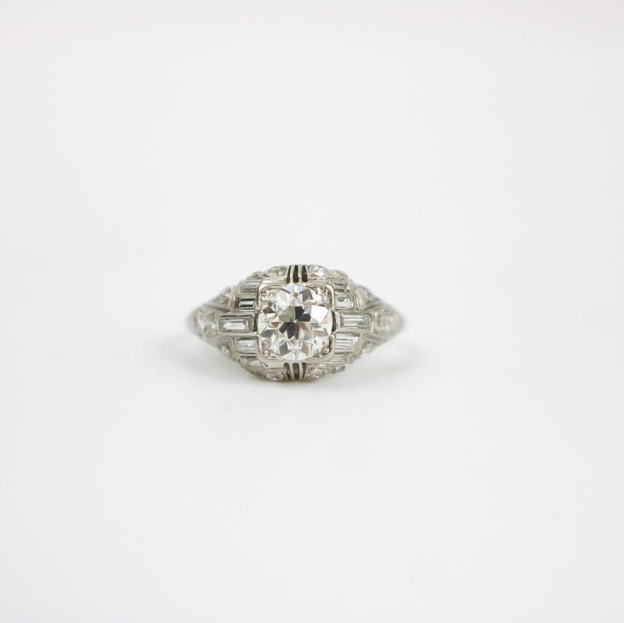 PLATINUM DIAMOND ENGAGEMENT RING