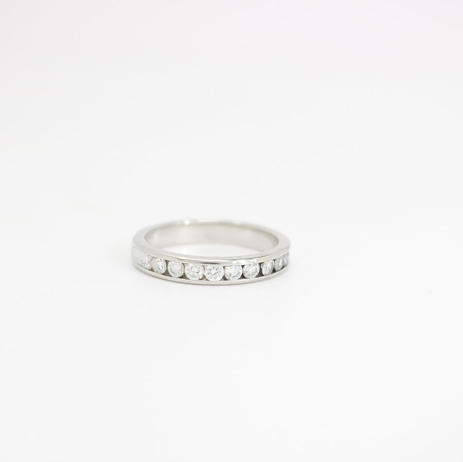 PLATINUM NATURAL DIAMOND  BAND