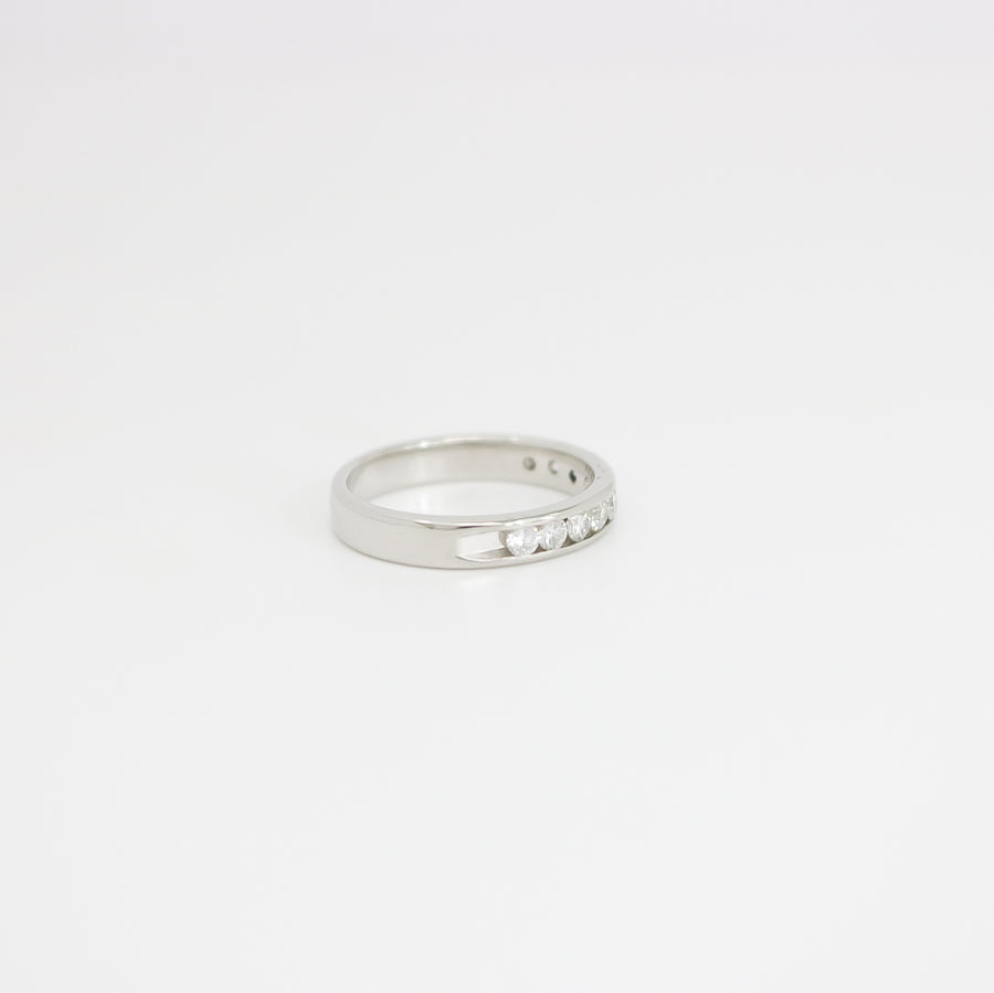 PLATINUM NATURAL DIAMOND  BAND