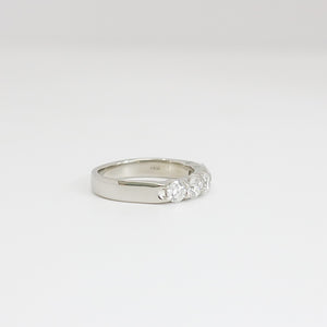 WHITE GOLD FIVE STONE NATURAL DIAMOND LADY'S RING