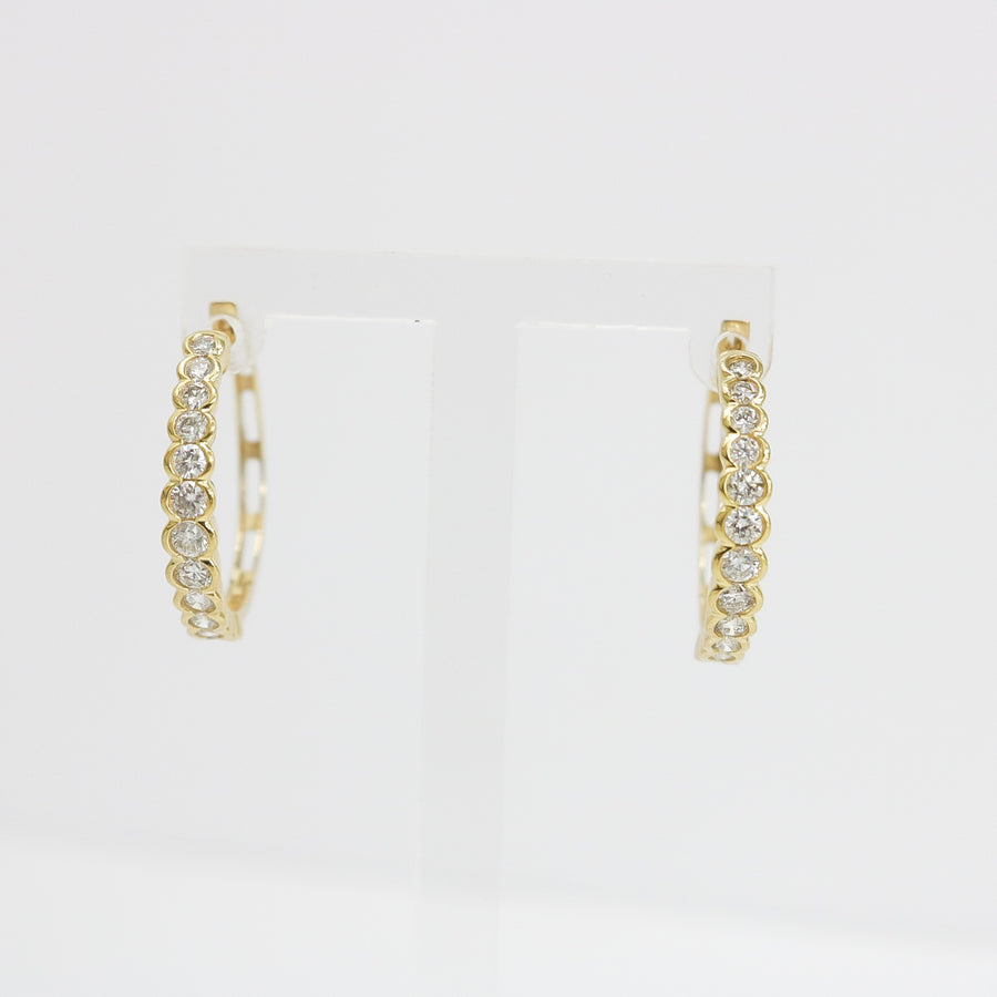 YELLOW GOLD NATURAL DIAMOND HOOP EARRINGS