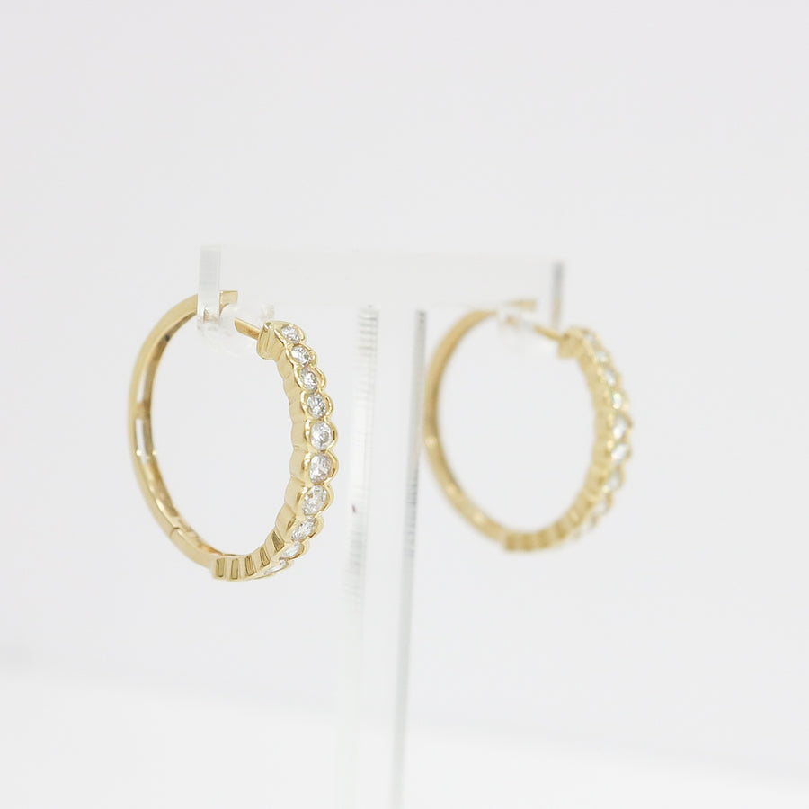 YELLOW GOLD NATURAL DIAMOND HOOP EARRINGS