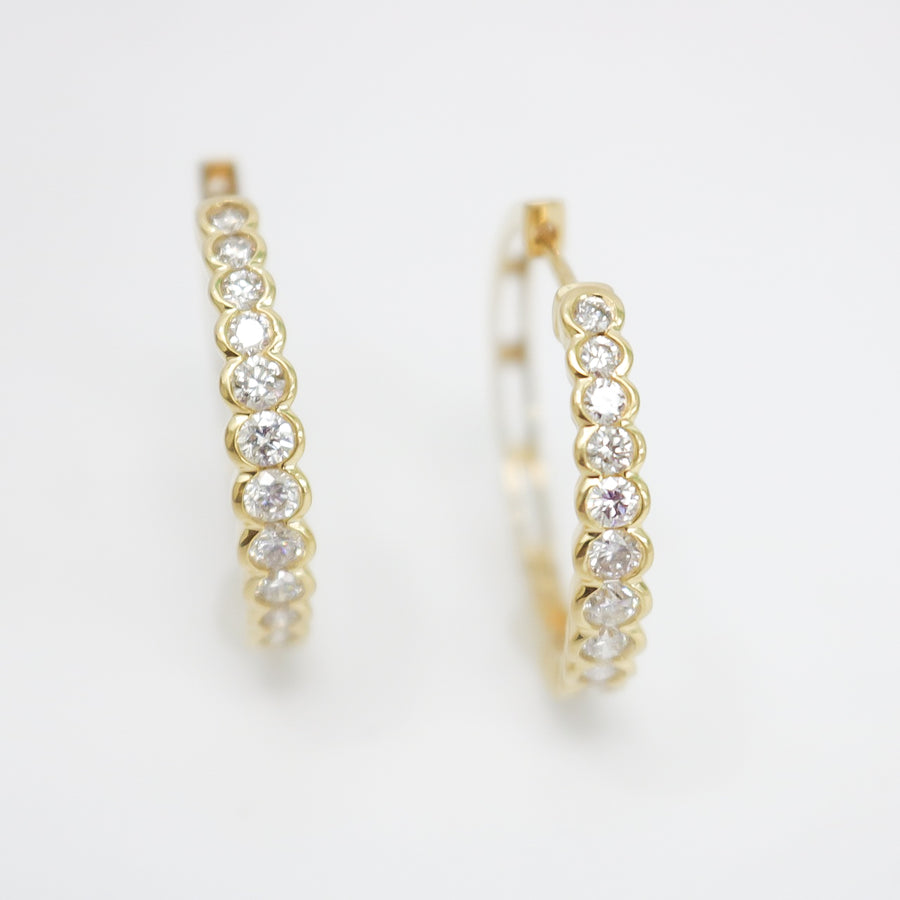 YELLOW GOLD NATURAL DIAMOND HOOP EARRINGS