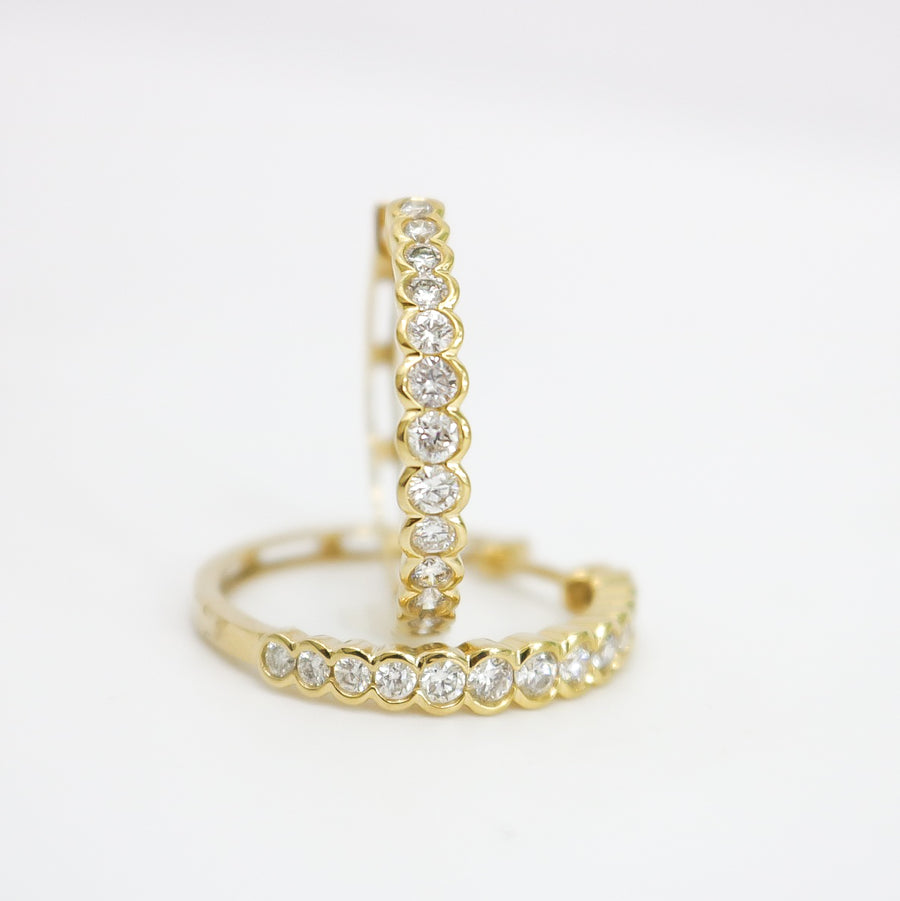 YELLOW GOLD NATURAL DIAMOND HOOP EARRINGS