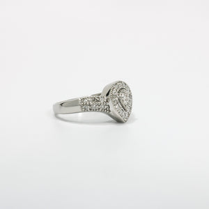 WHITE GOLD LADY'S NATURAL DIAMOND RING PEAR SHAPE