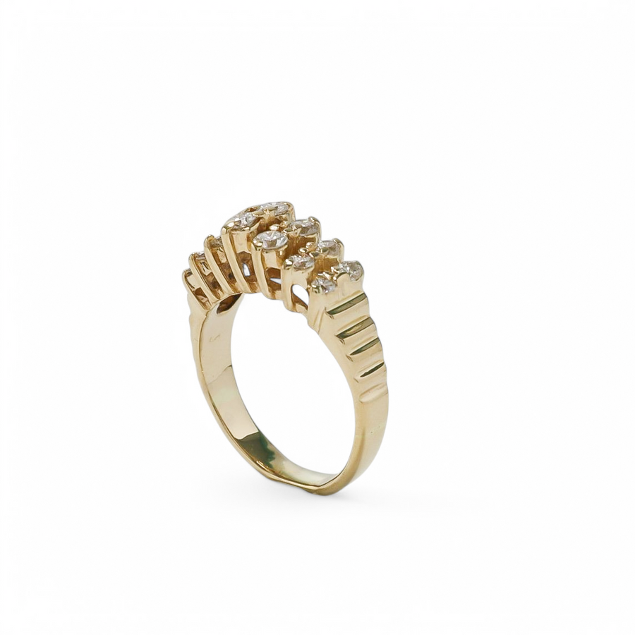 YELLOW GOLD LADY'S NATURAL DIAMOND RING