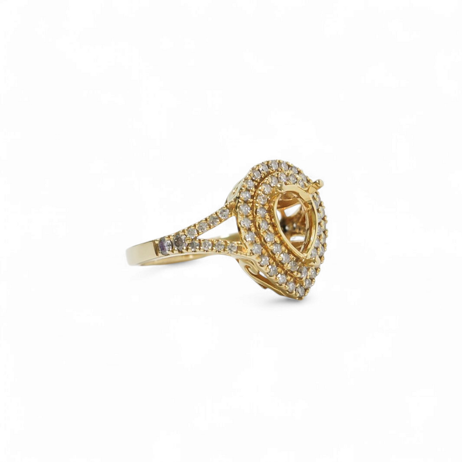 YELLOW GOLD SEMI MOUNT RING SETTING FOR PEAR CUT CENTER STONE