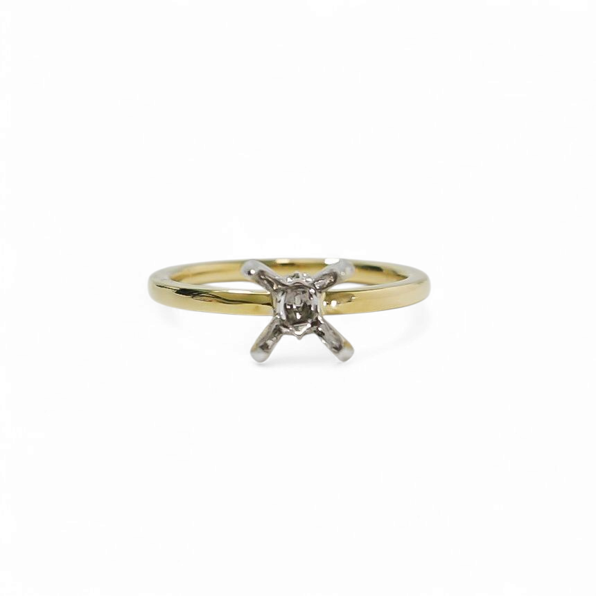 TWO TONE GOLD SOLITAIRE MOUNT RING SETTING FOR A ROUND CENTER STONE