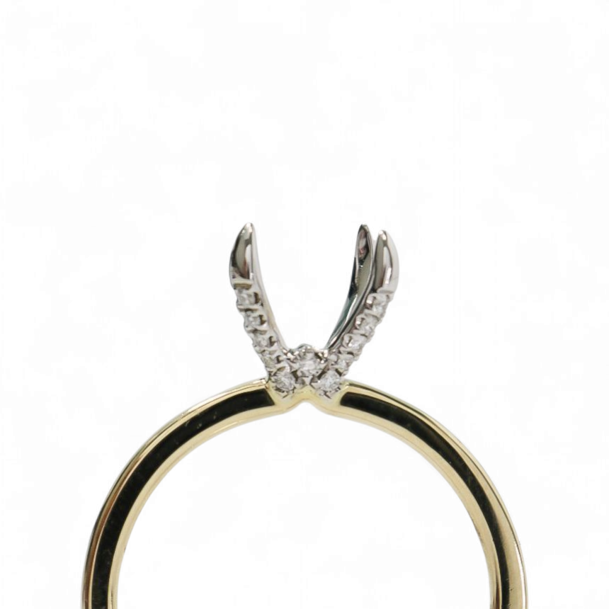 TWO TONE GOLD SOLITAIRE MOUNT RING SETTING FOR A ROUND CENTER STONE