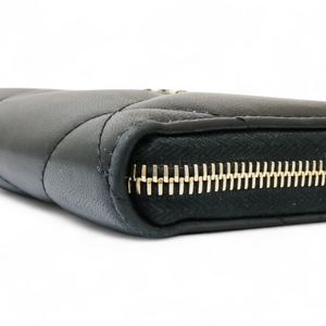 PRE-OWEND CHANEL ZIP WALLET