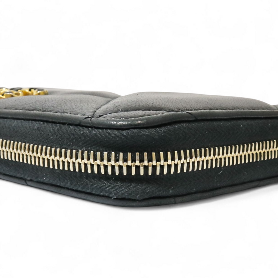 PRE-OWEND CHANEL ZIP WALLET
