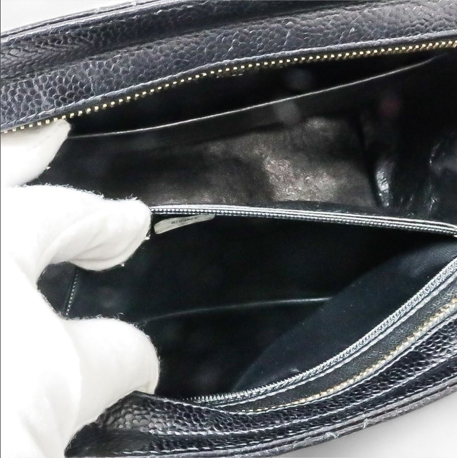 PREOWNED CHANEL MATELASSE SHOULDER BAG