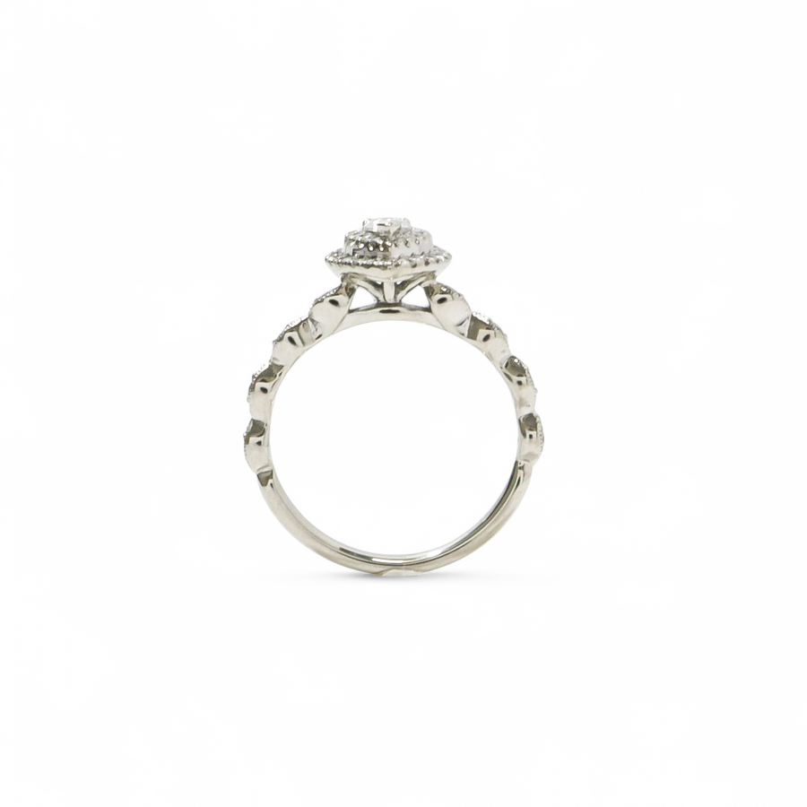 WHITE GOLD PEAR CUT NATURAL DIAMOND RING