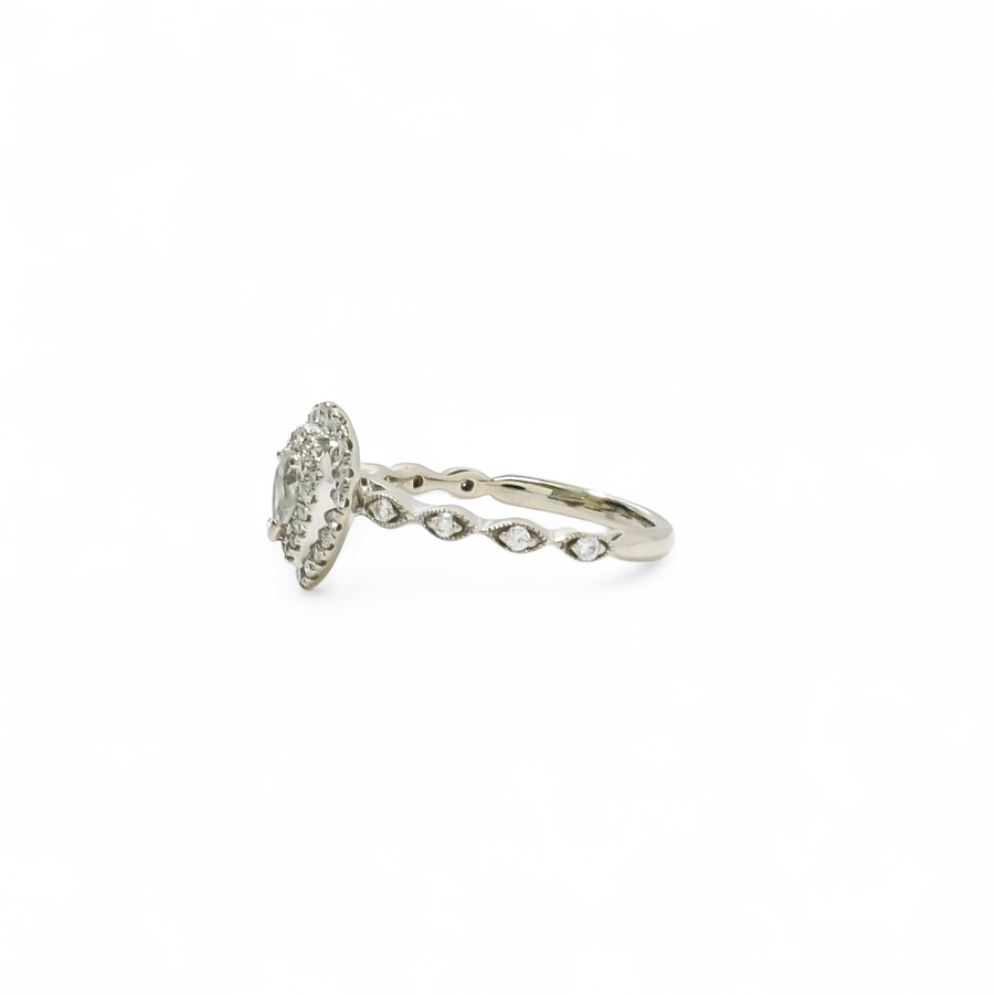 WHITE GOLD PEAR CUT NATURAL DIAMOND RING