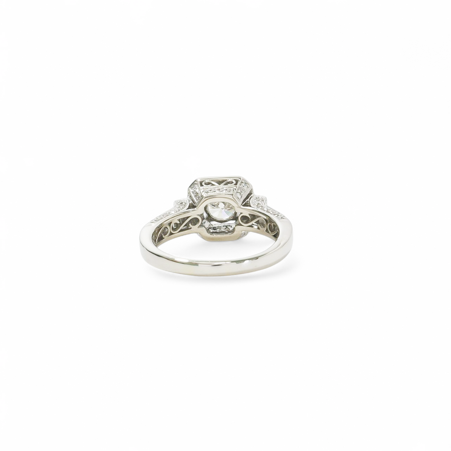 WHITE GOLD MULTI NATURAL DIAMOND LADY'S RING