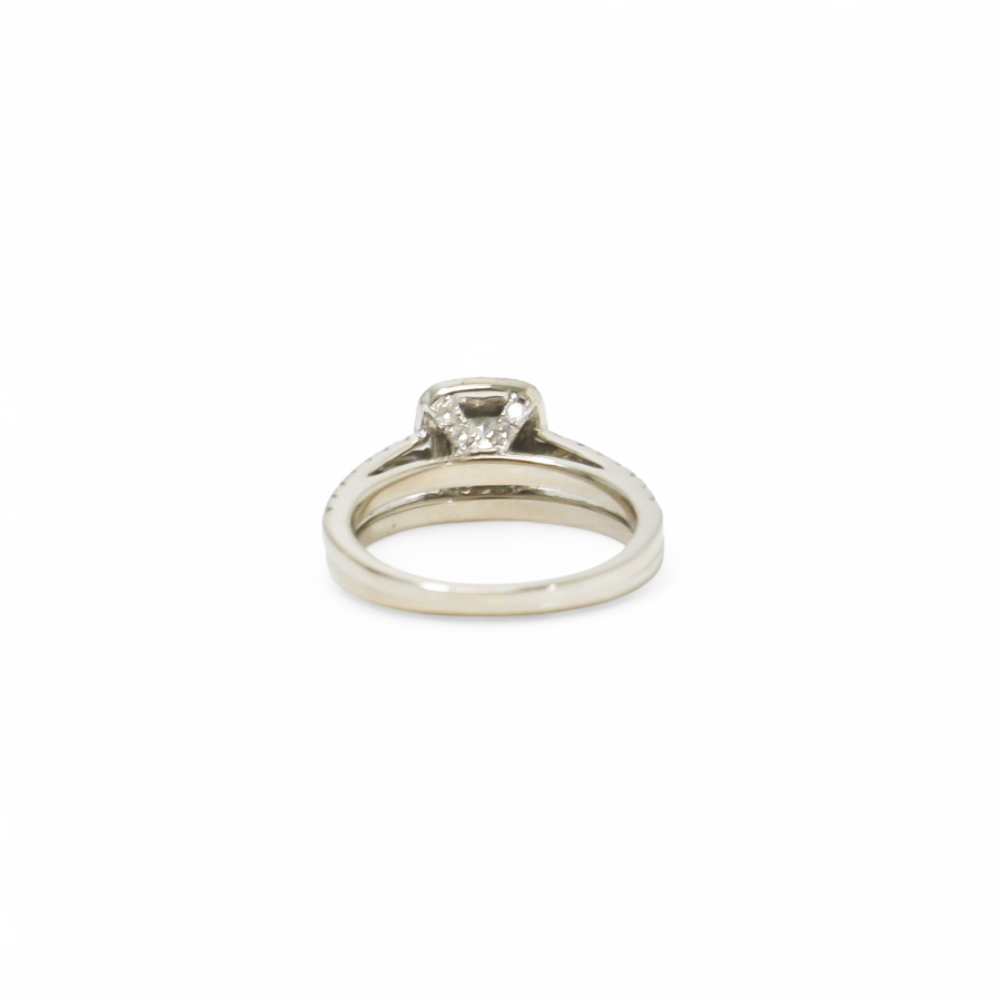 WHITE GOLD NATURAL DIAMOND LADY'S RING SET