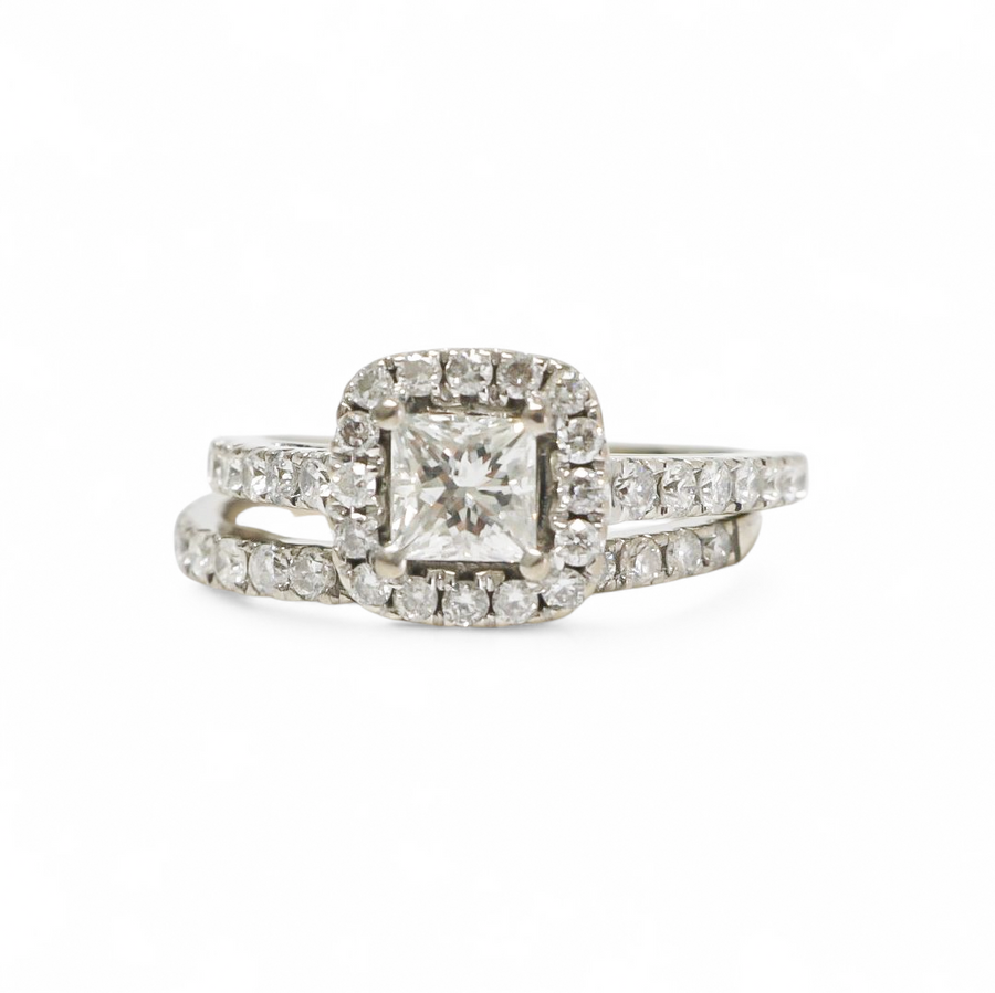 WHITE GOLD NATURAL DIAMOND LADY'S RING SET