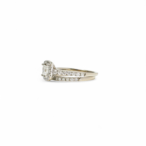 WHITE GOLD NATURAL DIAMOND LADY'S RING SET