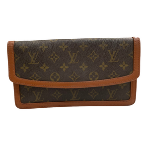 Louis Vuitton Vintage Clutch